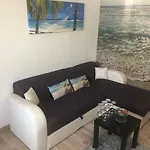 Antonia Sat Vacanta شقة